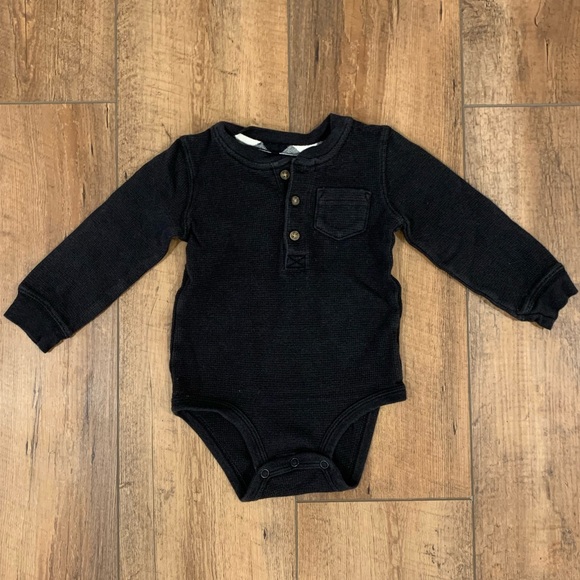 Carter’s Bundle of Three Long Sleeve Onesies, 18 months - Picture 2 of 12